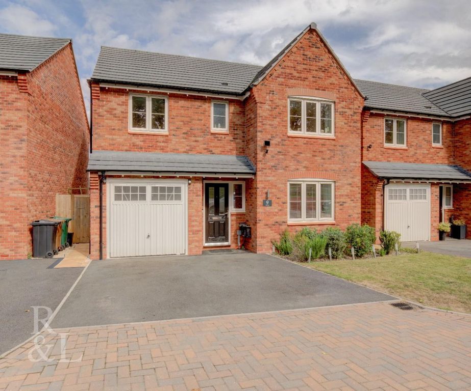 Property photo 1 of 25 9 Ivatt Close (11).Jpg