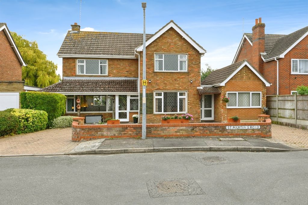 Property photo 1 of 17