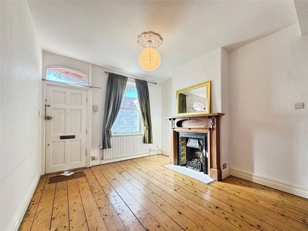 Property photo 2 of 15 Picture No. 02