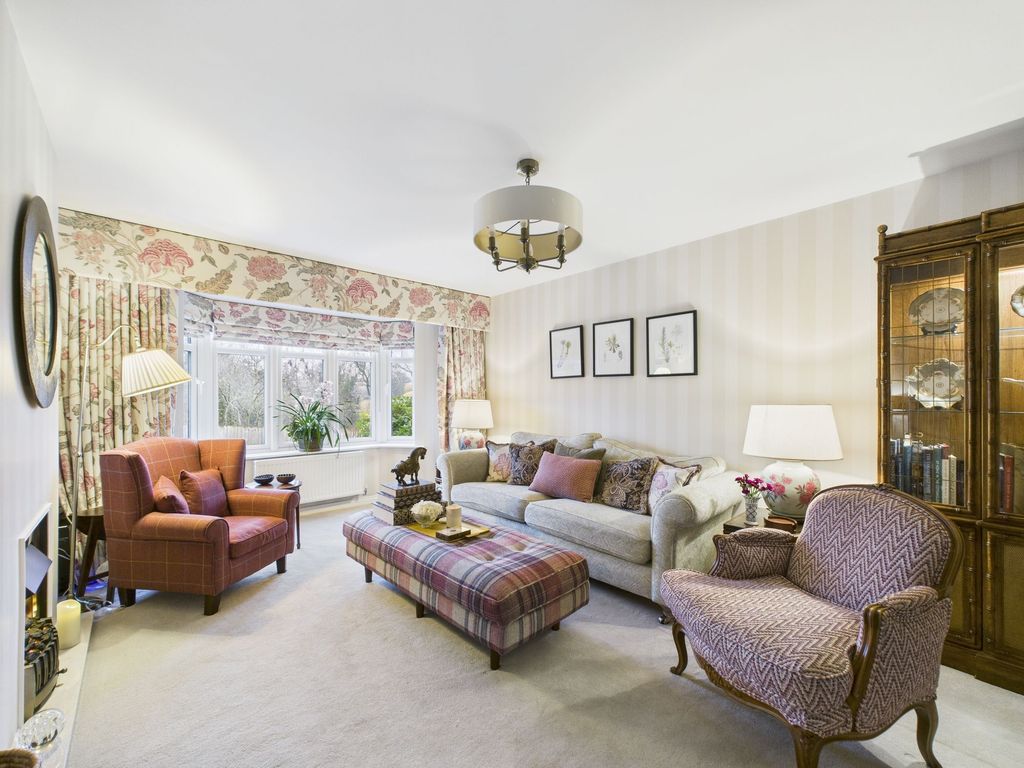 Property photo 2 of 50