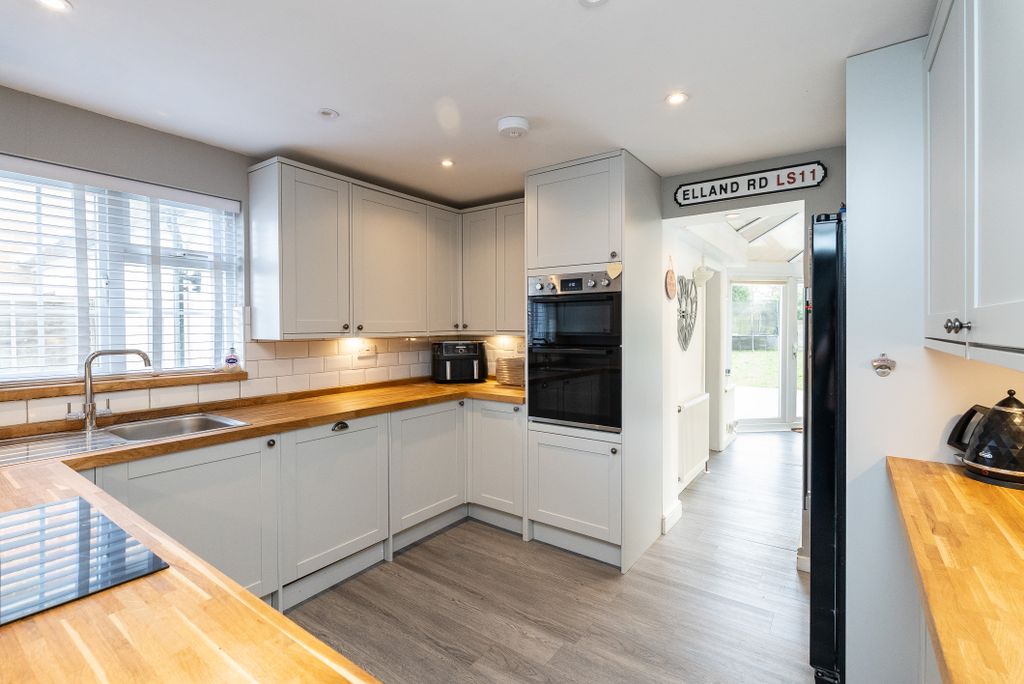 Property photo 1 of 15 Dsc01133