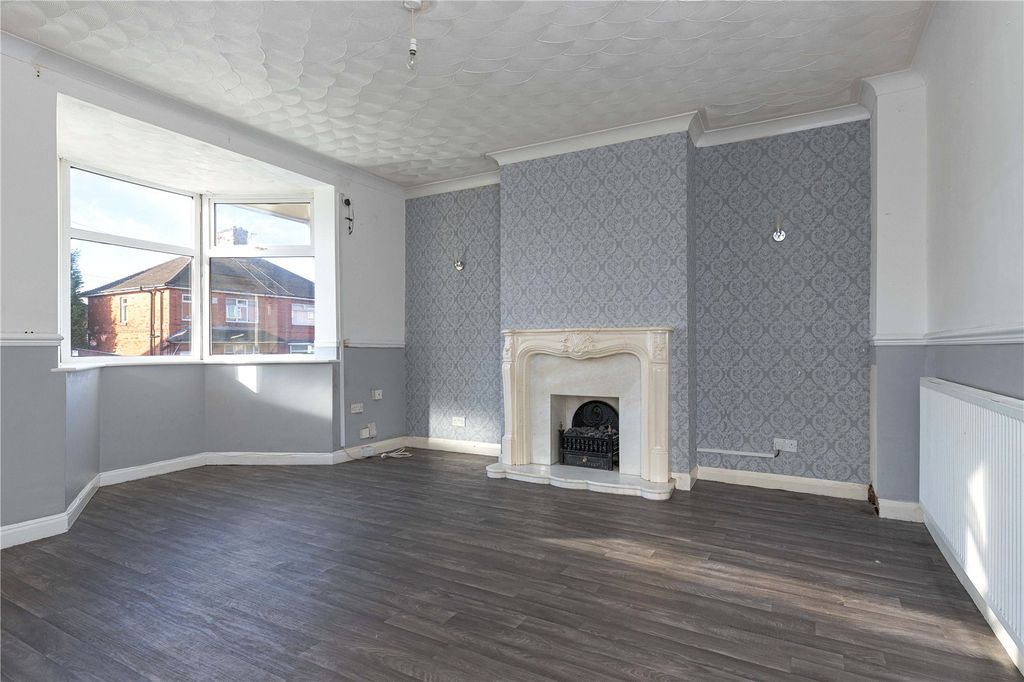 Property photo 2 of 9 Lounge/Diner