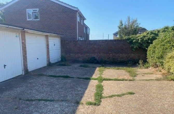 Property photo 2 of 6