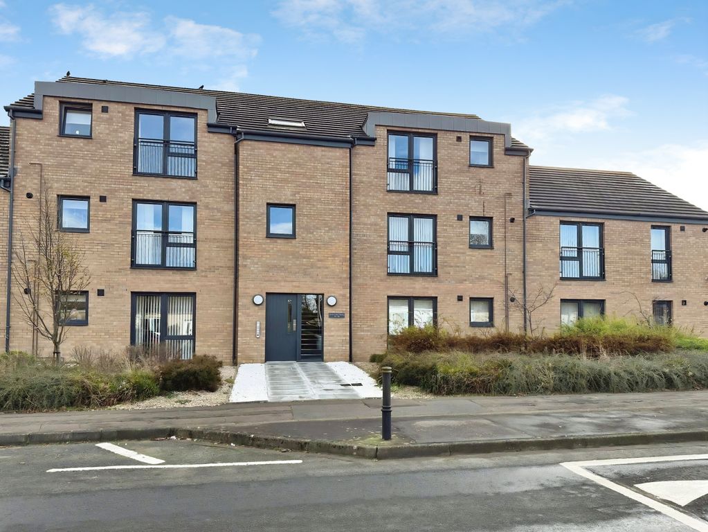 Property photo 1 of 4 B8Eca3B4-Front