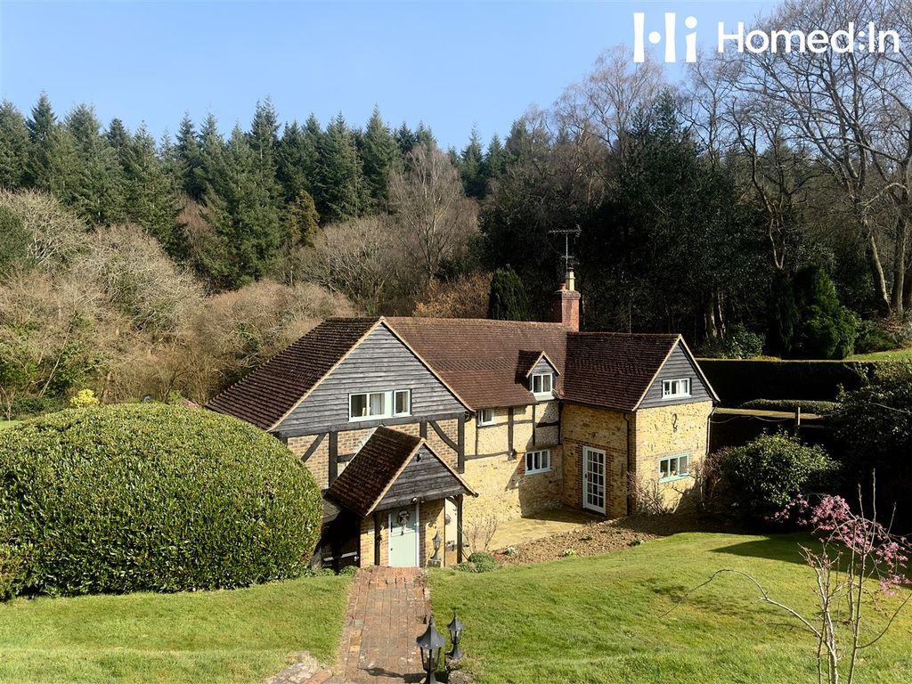 Property photo 1 of 35 Ezy Watermark_06-04-2025_03-02-12-2470Pm.Jpeg