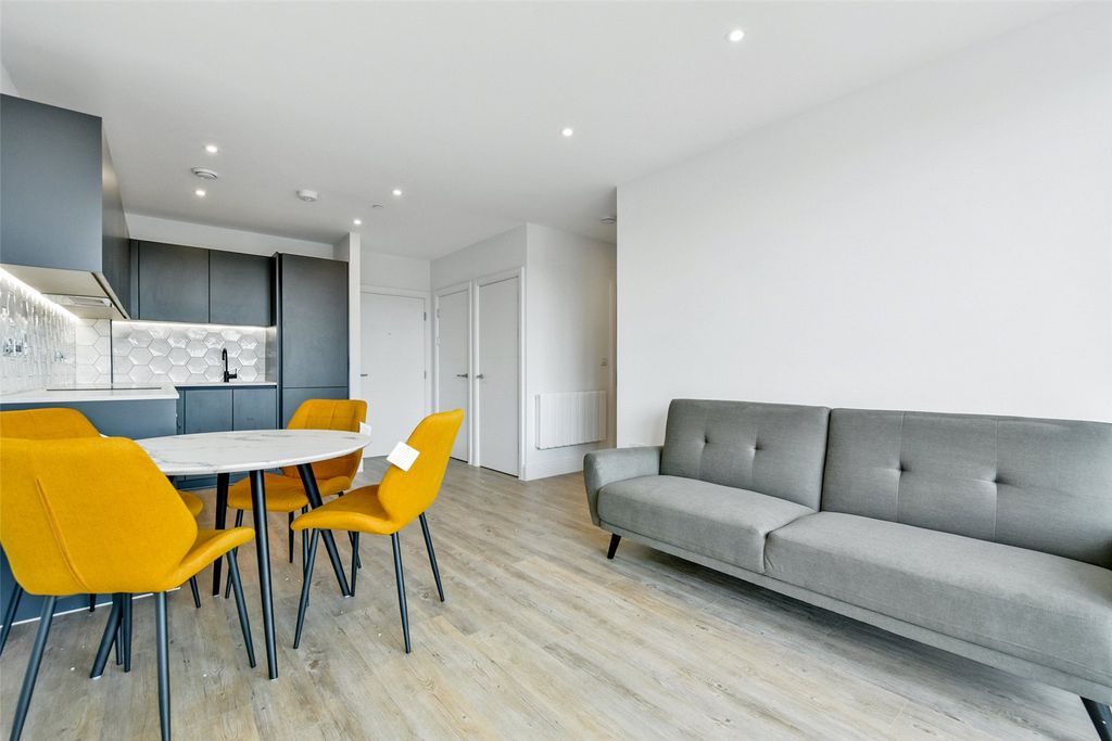 Property photo 1 of 13 Reception Room