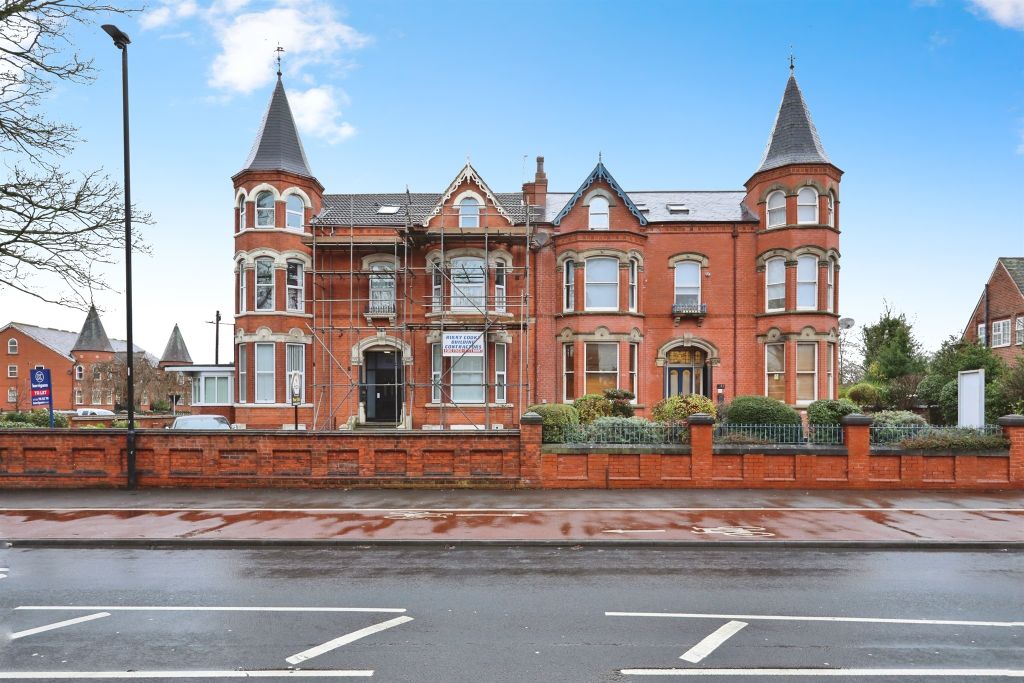 Property photo 1 of 11