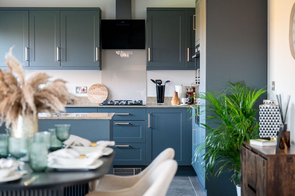 Property photo 2 of 47