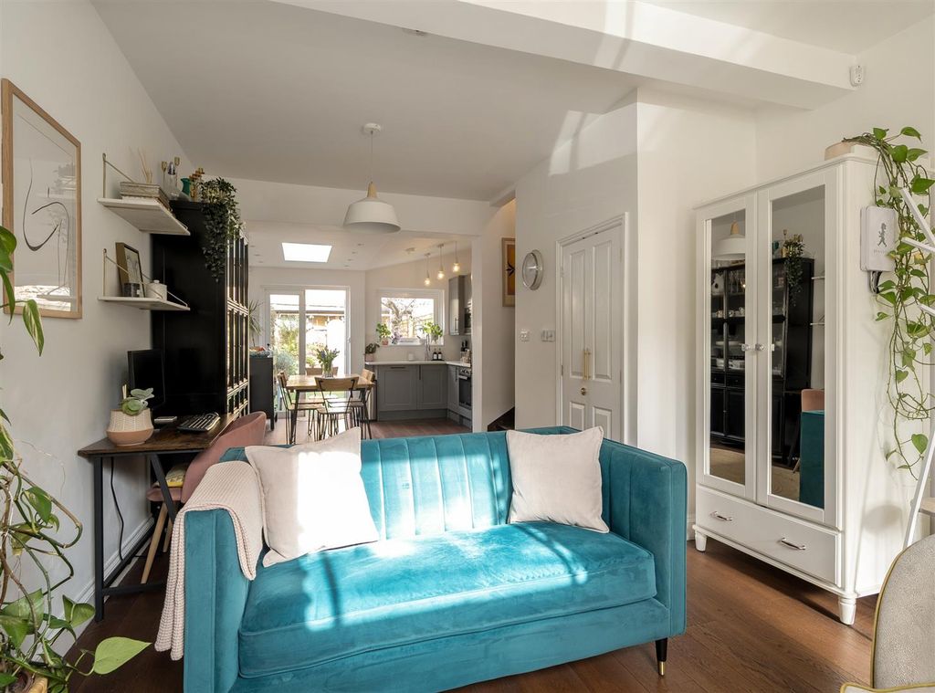 Property photo 3 of 20 19674370 (5).Jpg