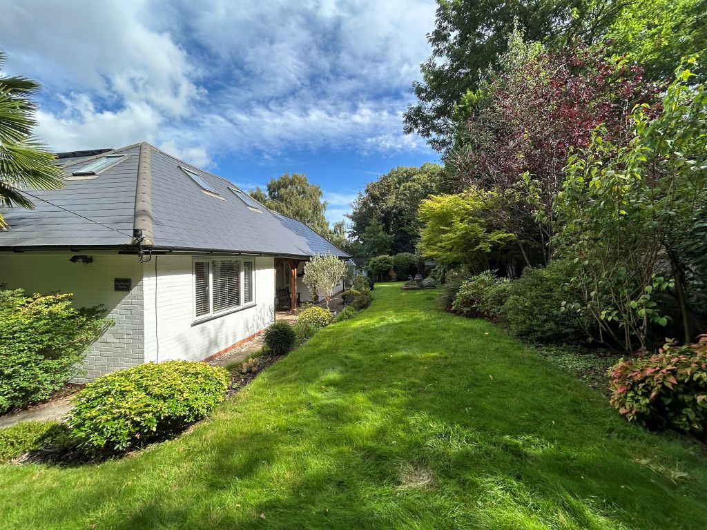 Property photo 1 of 27