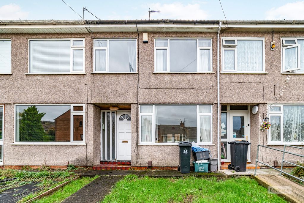 Property photo 1 of 12