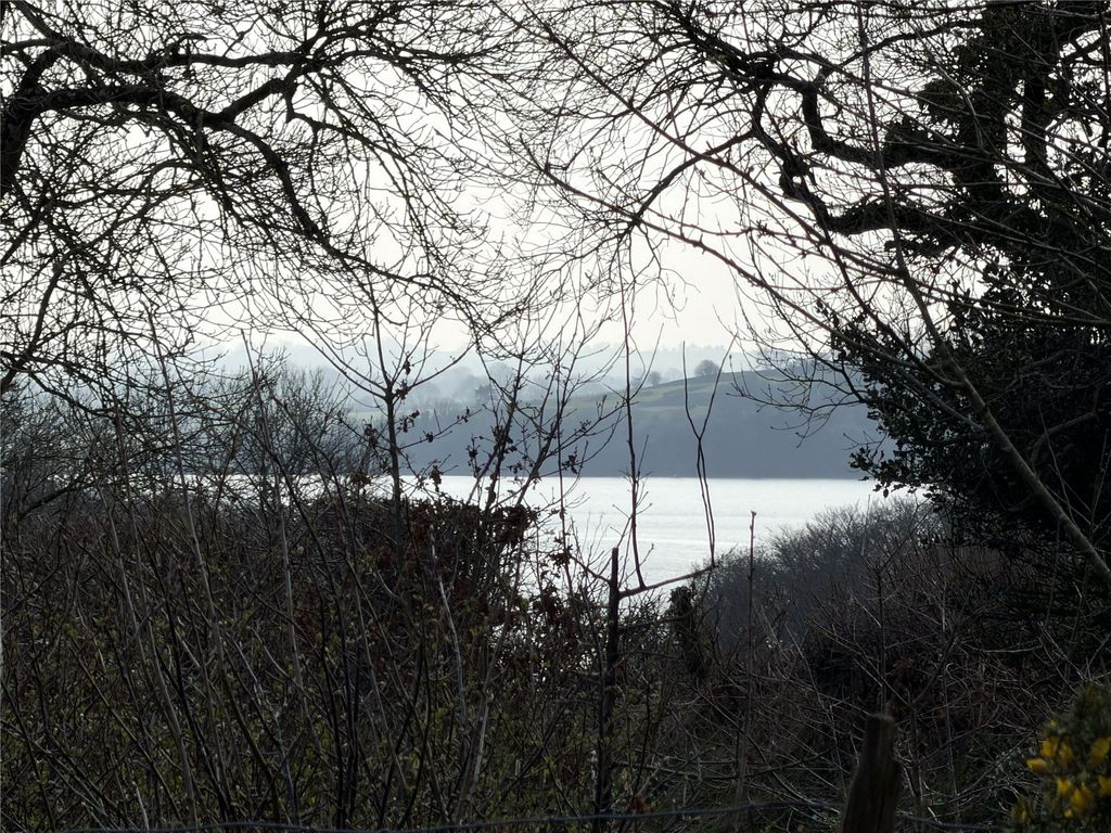 Property photo 2 of 24 Picture No. 21