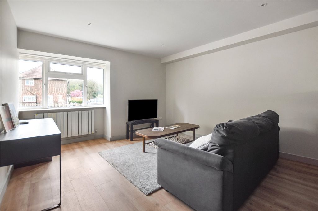 Property photo 3 of 17 Picture No. 12