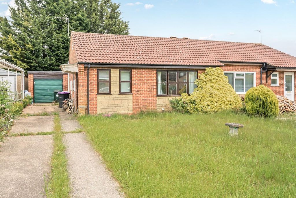 Property photo 1 of 17 Front.Jpg