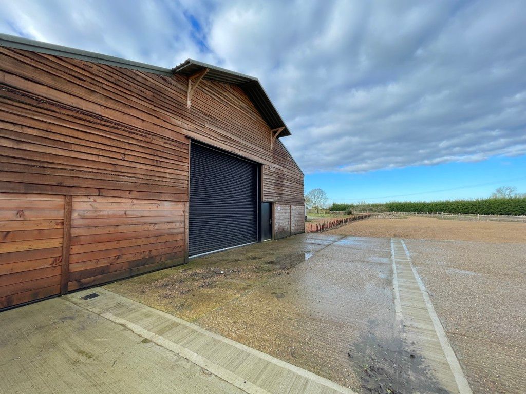 Property photo 2 of 6 Photo 1