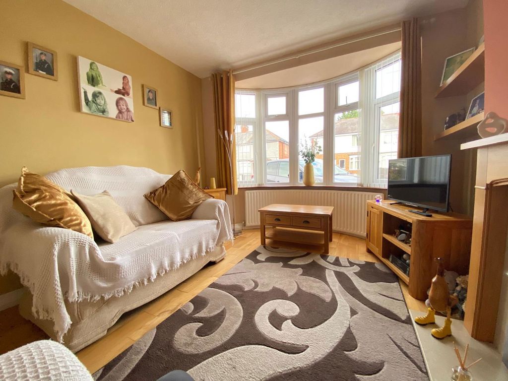 Property photo 2 of 21