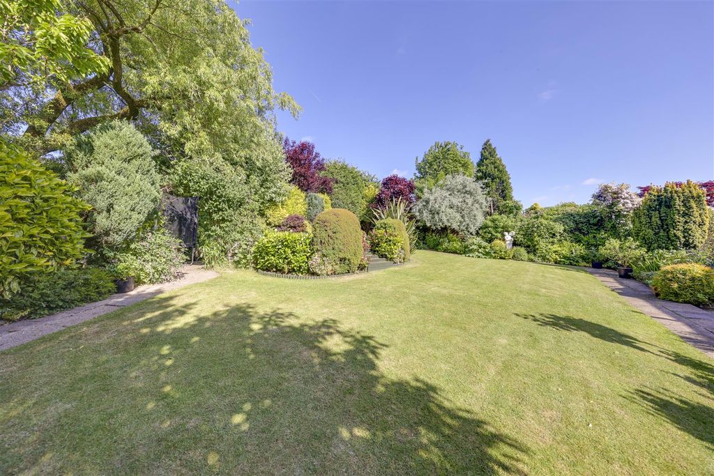 Property photo 3 of 41 Rear Garden