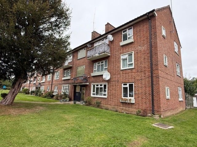 Property photo 1 of 9 10