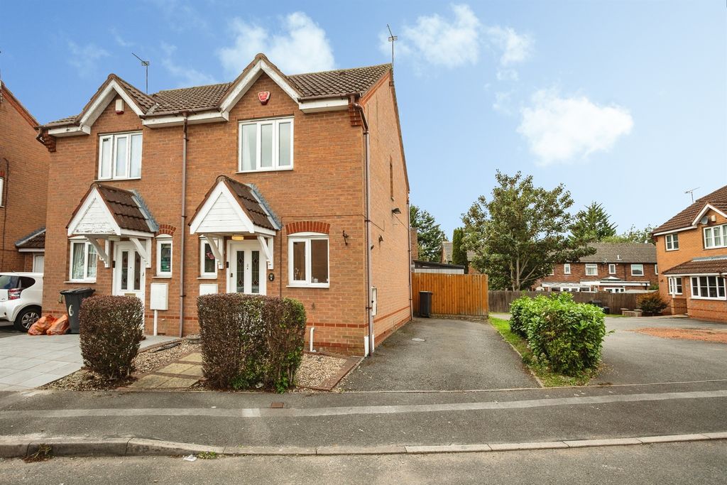Property photo 1 of 18