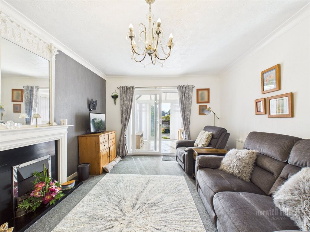 Property photo 3 of 13 Picture 3