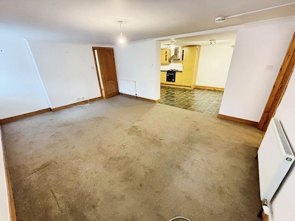 Property photo 2 of 13 106B5.Jpg