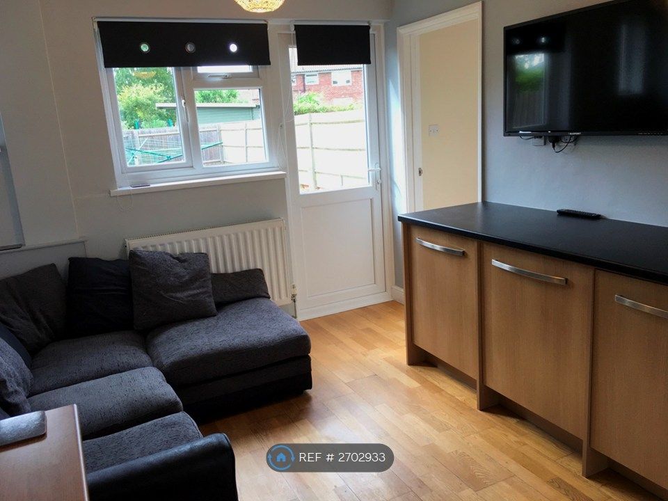 Property photo 1 of 26