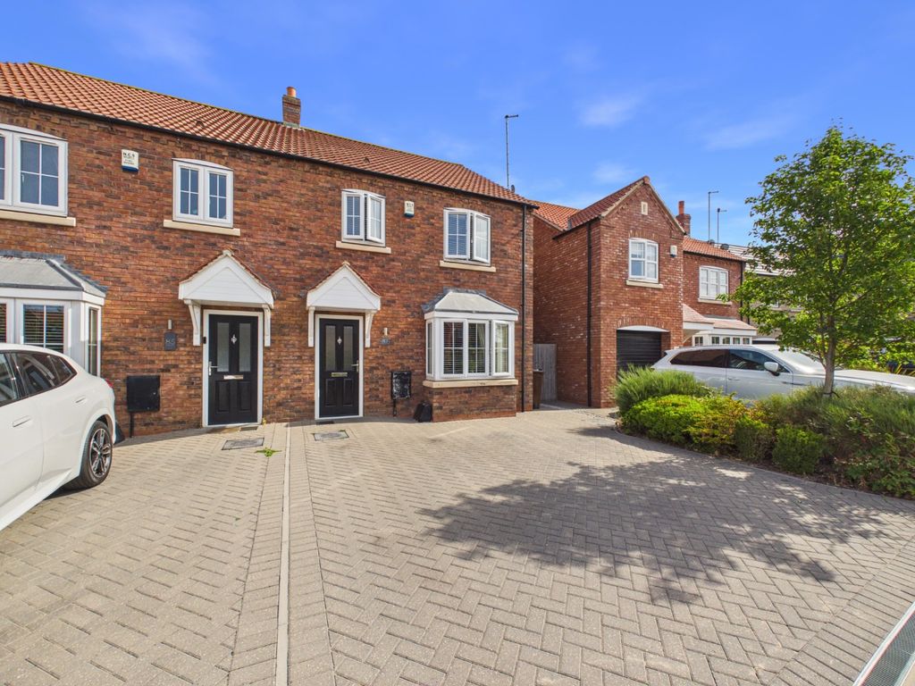 Property photo 1 of 27 3775940