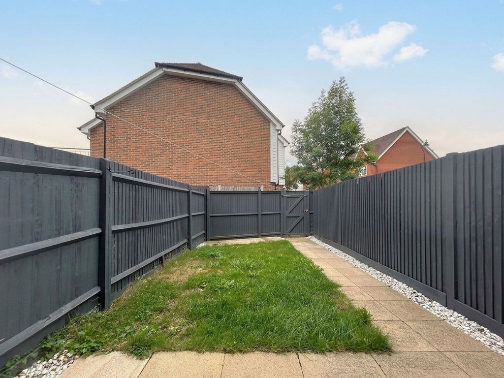Property photo 2 of 22