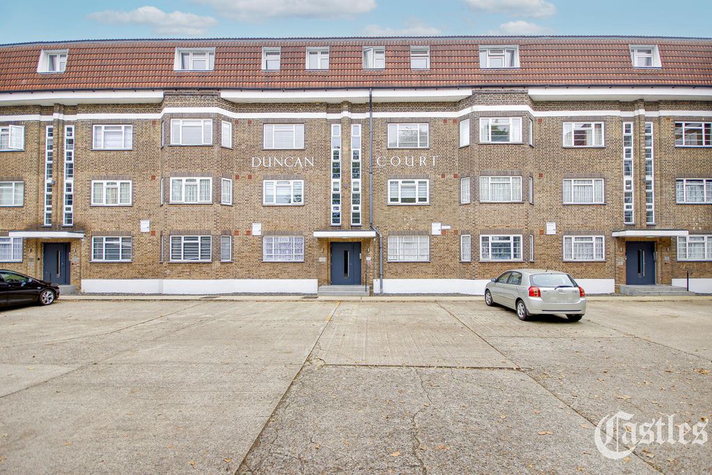 Property photo 1 of 13 Front (Exterior)