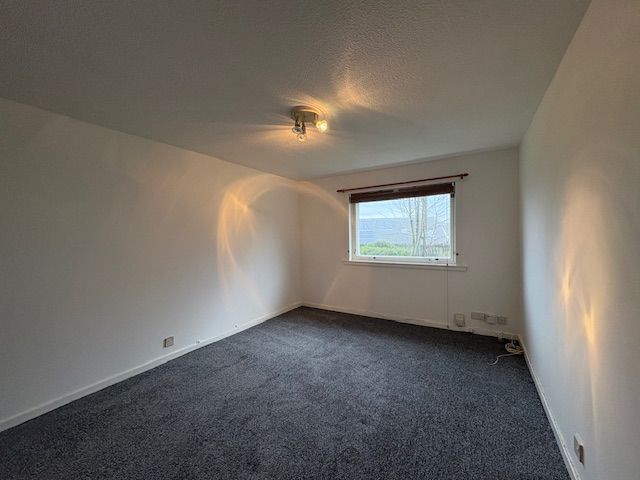 Property photo 3 of 5 Photo 3