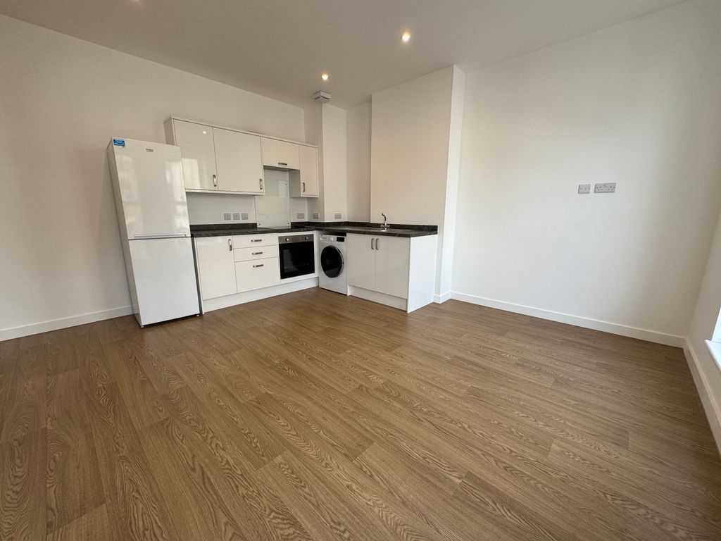 Property photo 2 of 10 Image