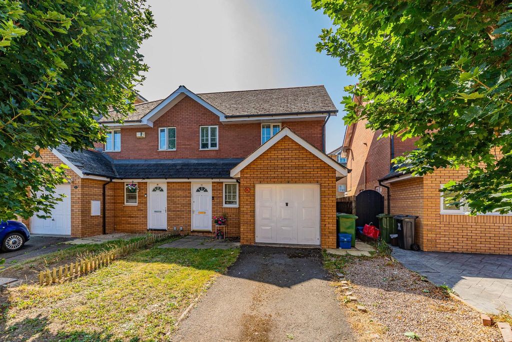 Property photo 1 of 18 Front