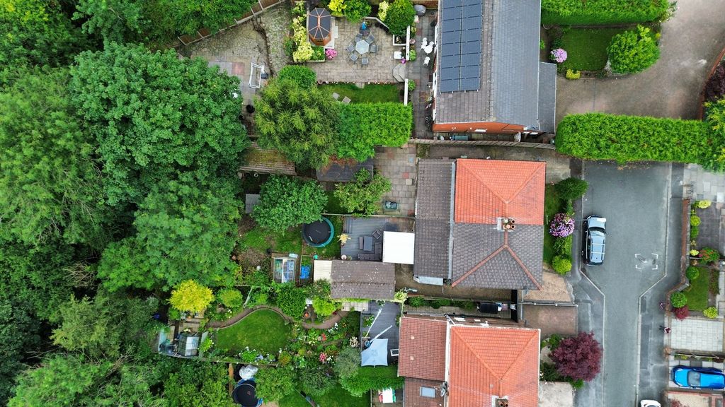 Property photo 3 of 34