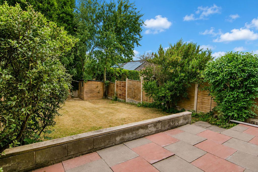 Property photo 2 of 17 Photo 7