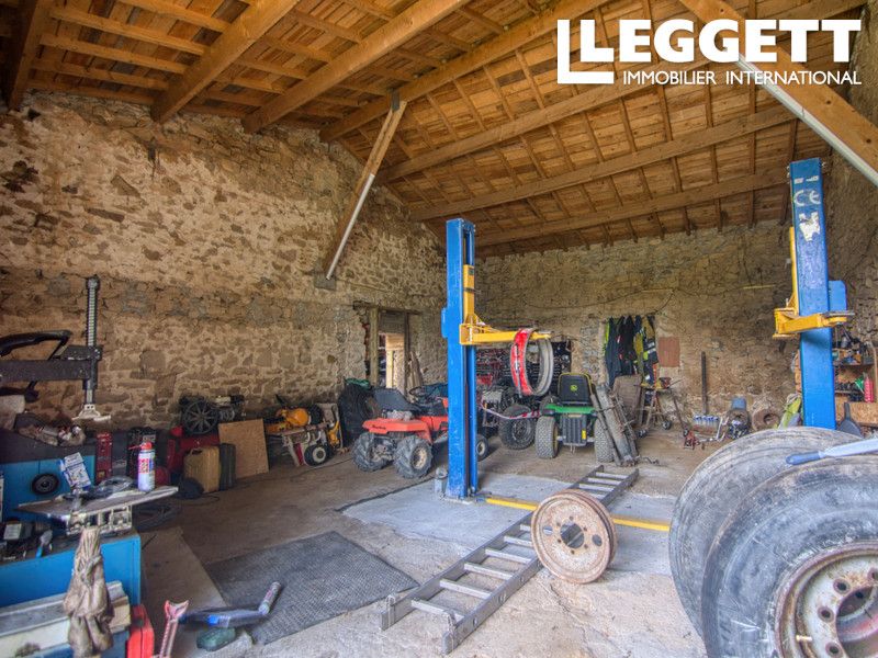 Property photo 3 of 8