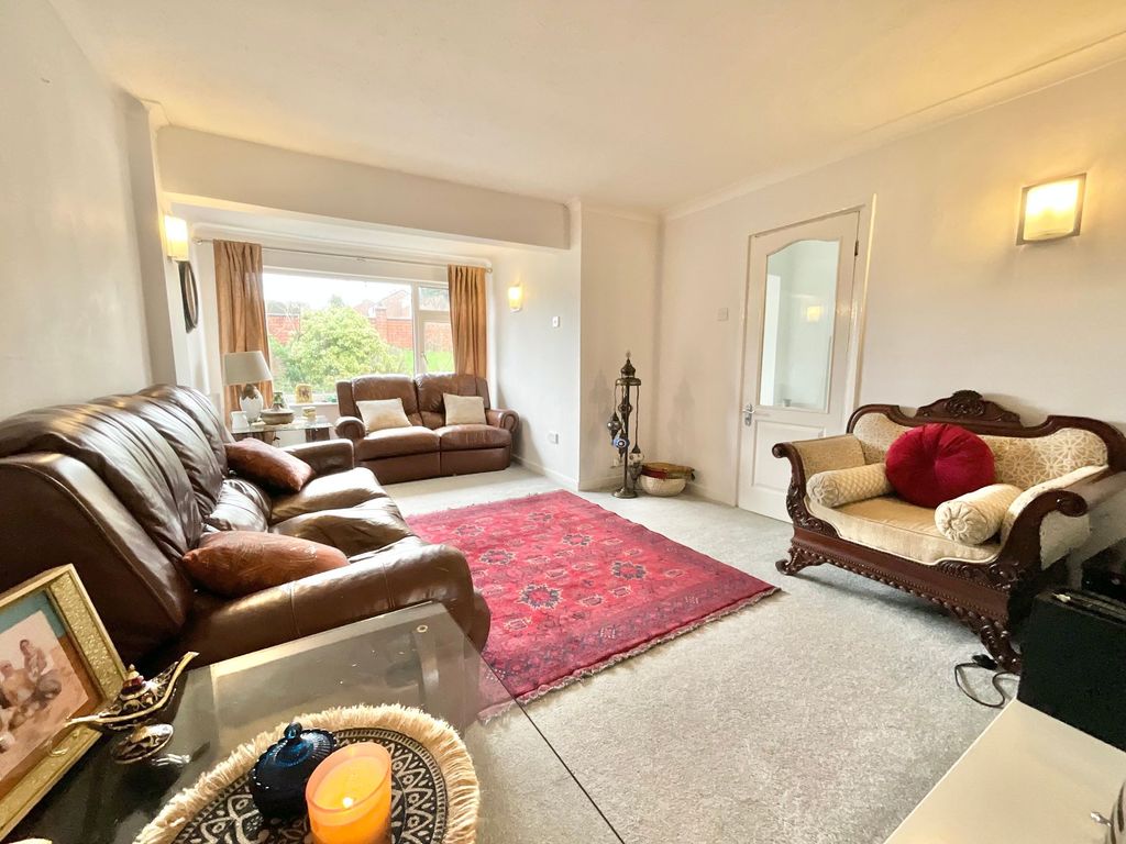 Property photo 2 of 24