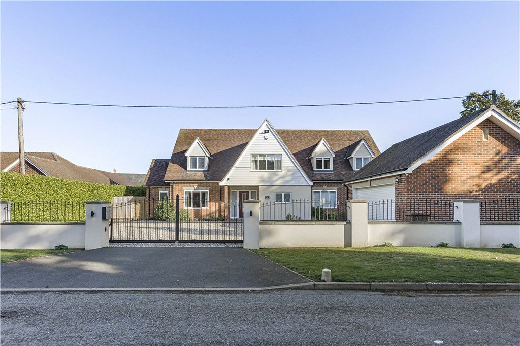 Property photo 1 of 31 Picture No. 05