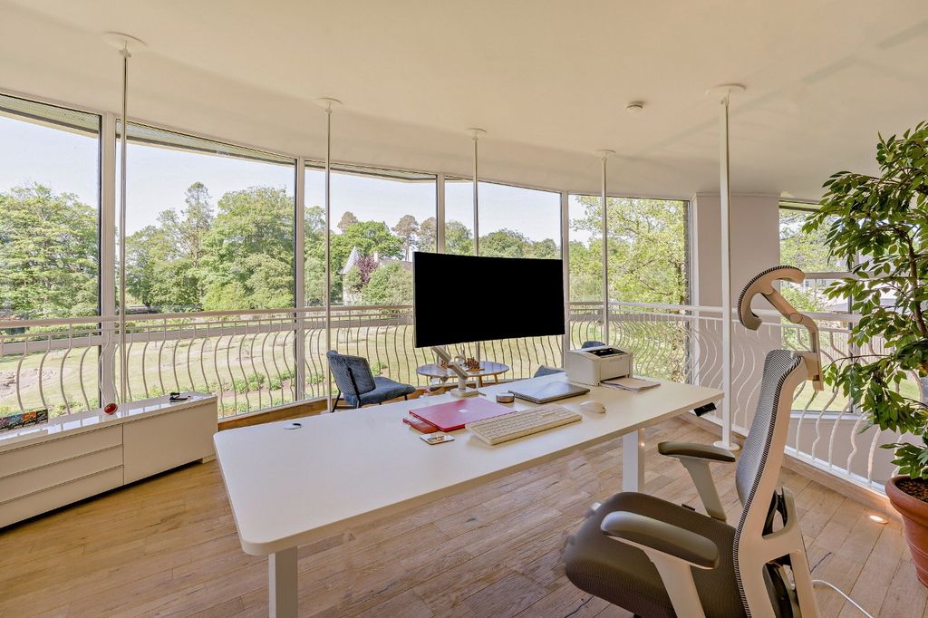 Additional image 12 of 5 bed detached house for saleBurnside, Kinclaven Crescent, Murthly, Perth PH1