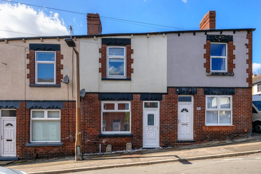 Property photo 1 of 9