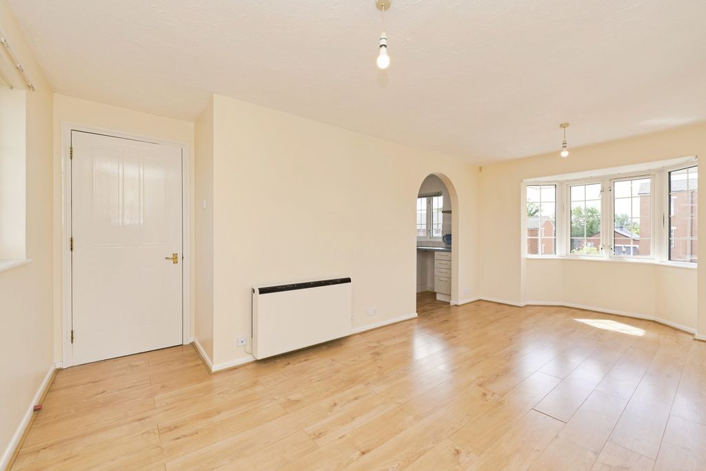 Property photo 2 of 17 Photo