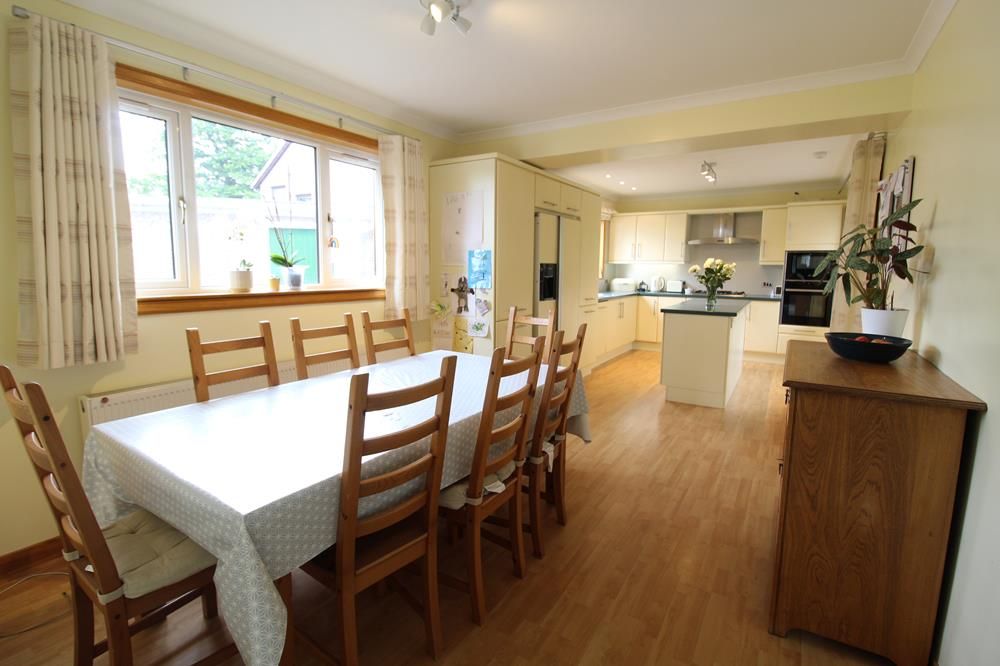 Property photo 3 of 13 Dining Kitchen