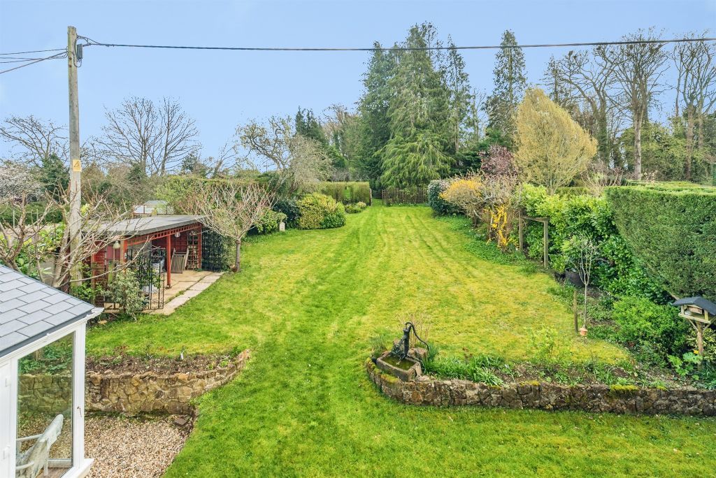 Property photo 2 of 33