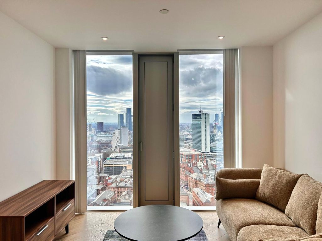 Property photo 3 of 15 Picture No. 05