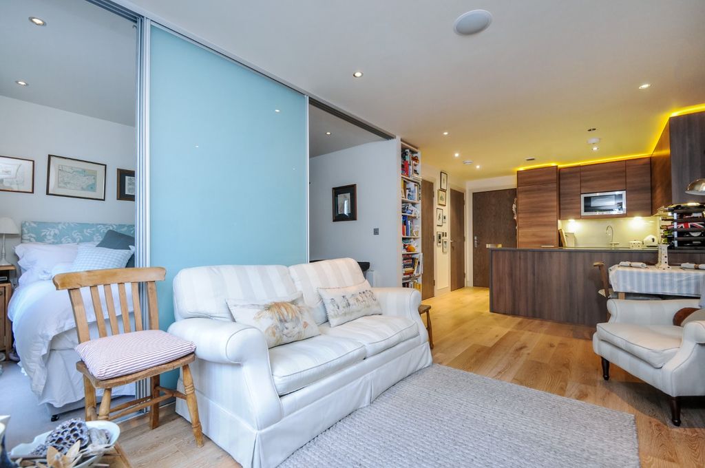 Property photo 3 of 6 Picture No. 06