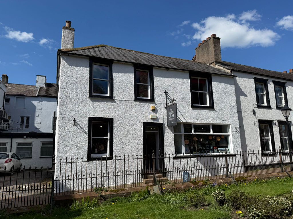 Property photo 1 of 6