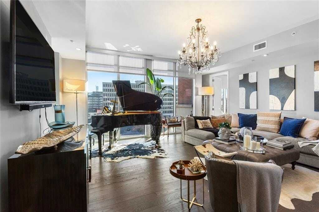 Property photo 1 of 31