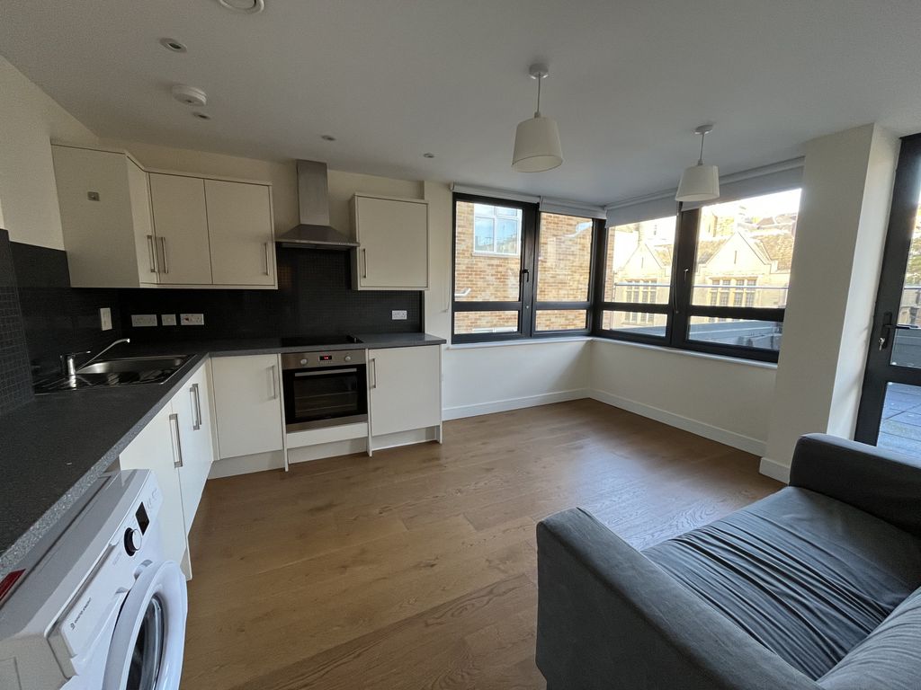 Property photo 1 of 14 Img_0422