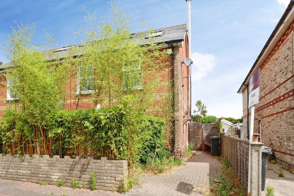 Property photo 1 of 25 Pbox-Img.Jpg