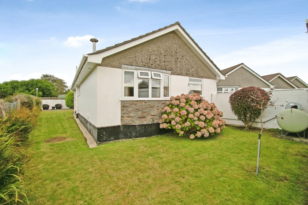 Property photo 1 of 11 Pbox-Img.Jpg