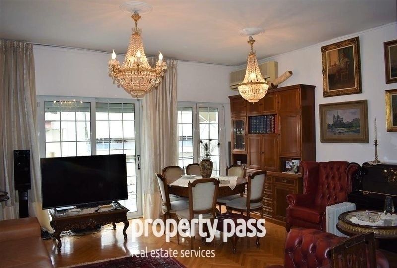 Property photo 1 of 3